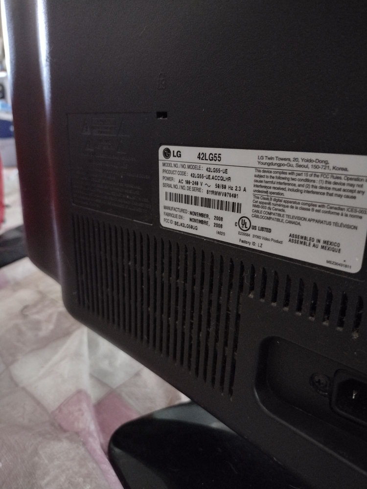 LG LCD TV -42 inch - photo 4
