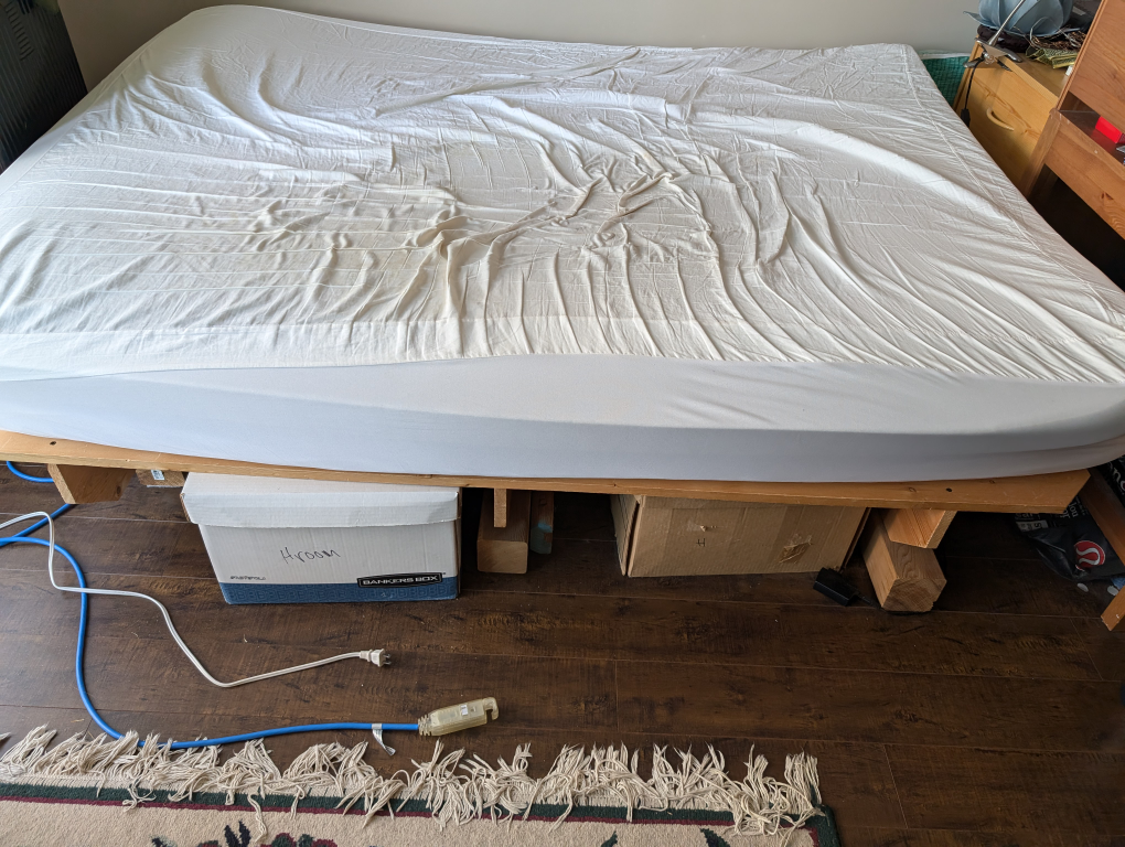 Wooden Futon Bed Slats, beams, and Matress - photo 4