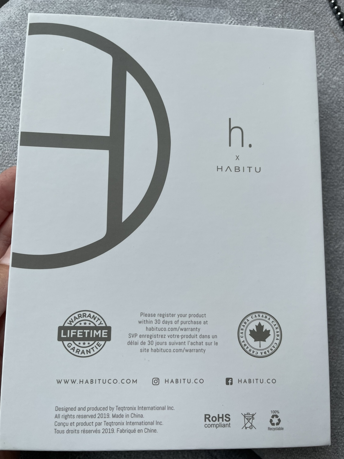 iPhone wallet case with strap image indicator(3)