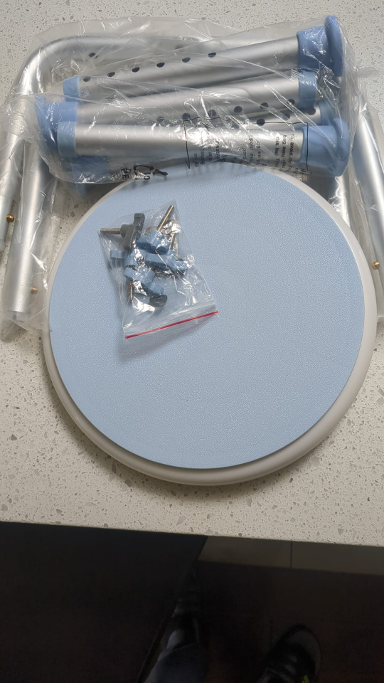 OasisSpace 360 Degree Rotating Shower Chair image indicator(2)