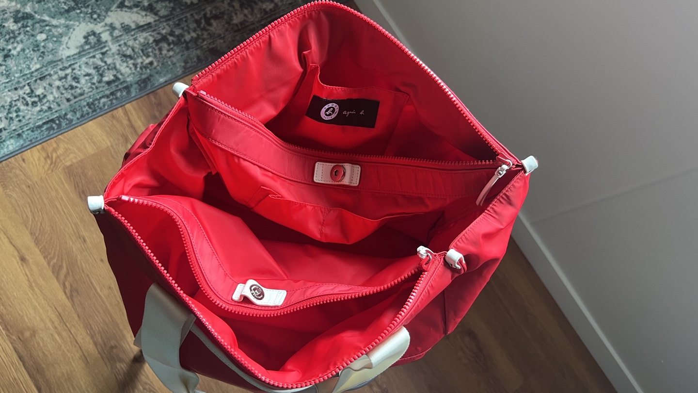 b Sport by Agnis b Red Tote Bag image indicator(4)