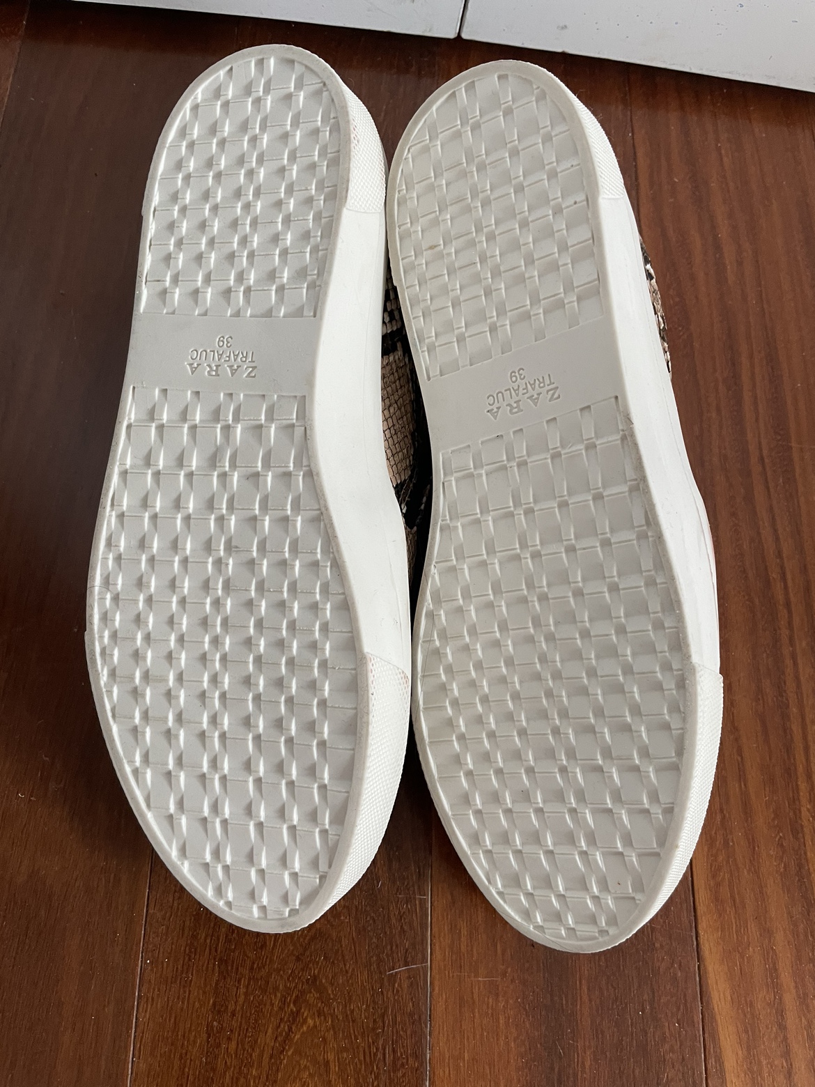 Zara snake skin shoes for women image indicator(6)