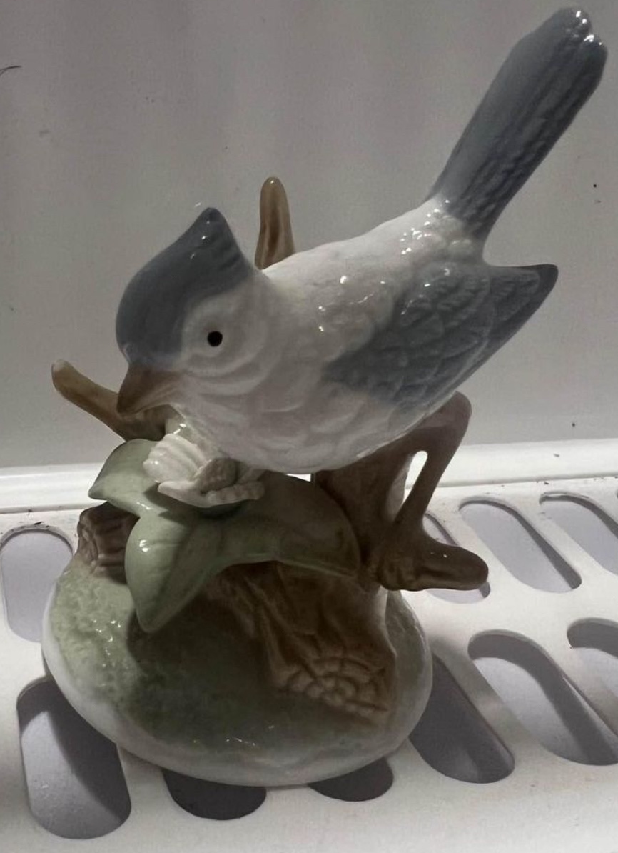 Bluebird Figurine thumbnail