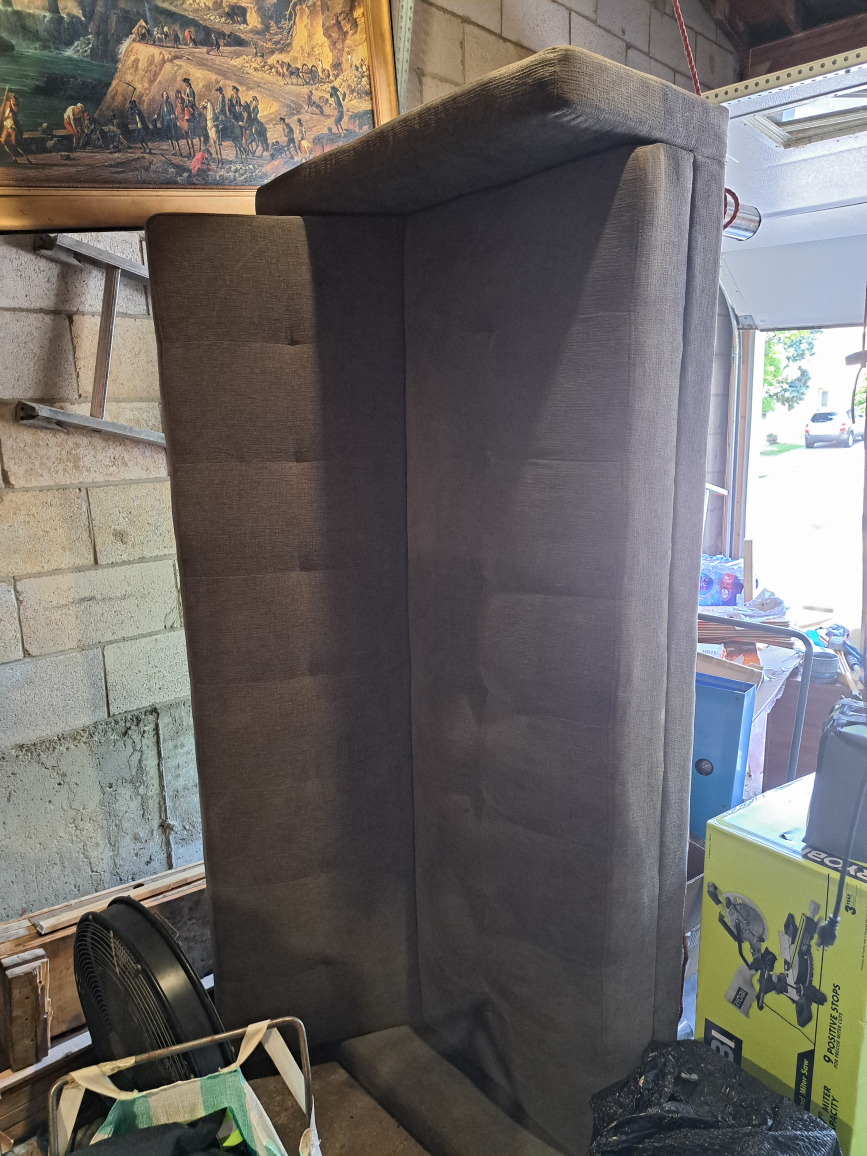 sofa bed 35'x82"