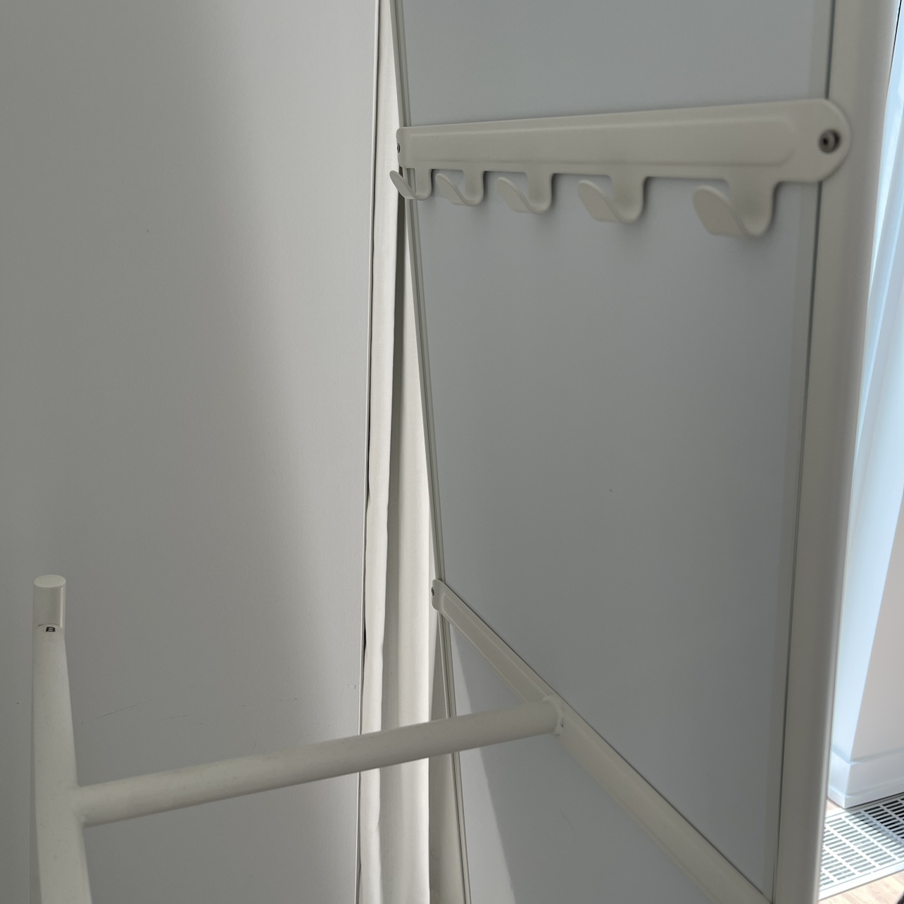 IKEA Full Length KNAPPER Standing Mirror - photo 4