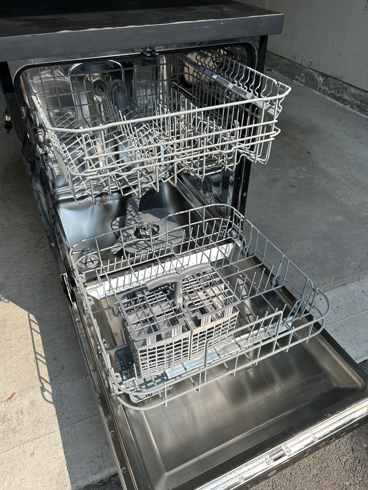 GE Portable Dishwasher - photo 2