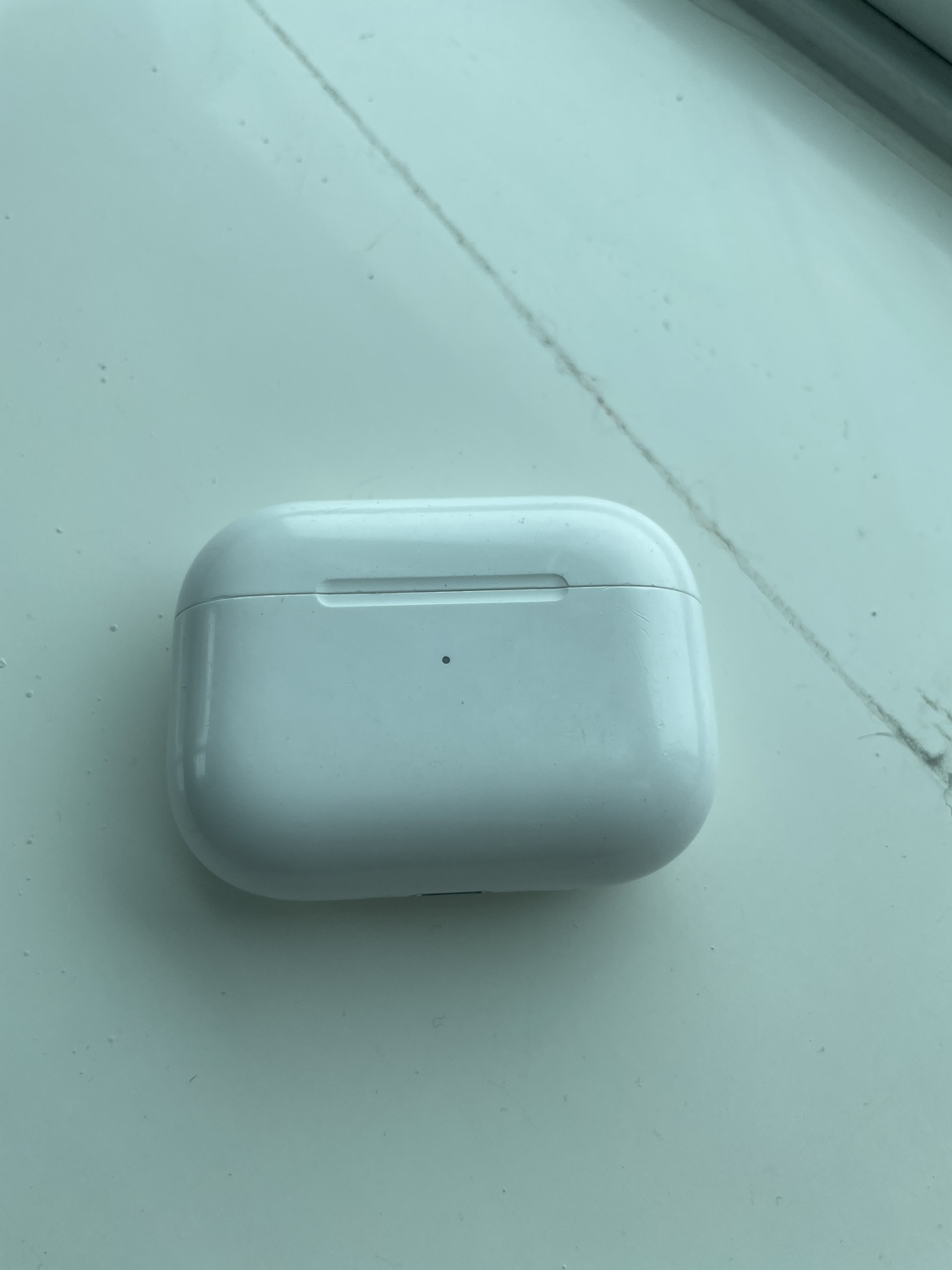 AirPods Pro (1st Gen) - Great Condition image indicator(4)