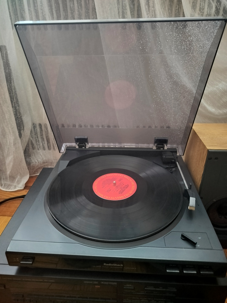 Amazing Yamaha Receiver, RadioShack Record Player & JBL Speakers - photo 5