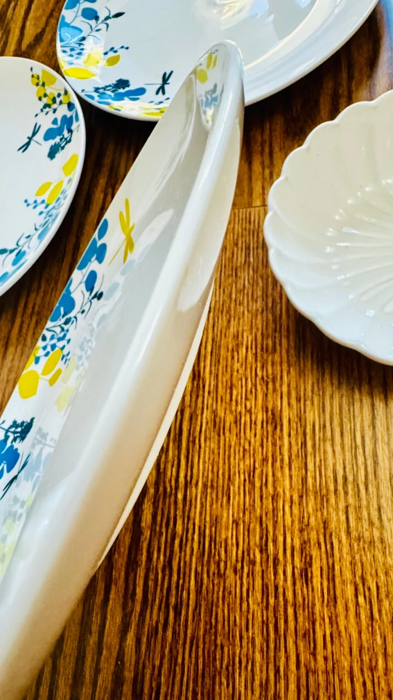 Dinner Plates with Serving Dishes - photo 2