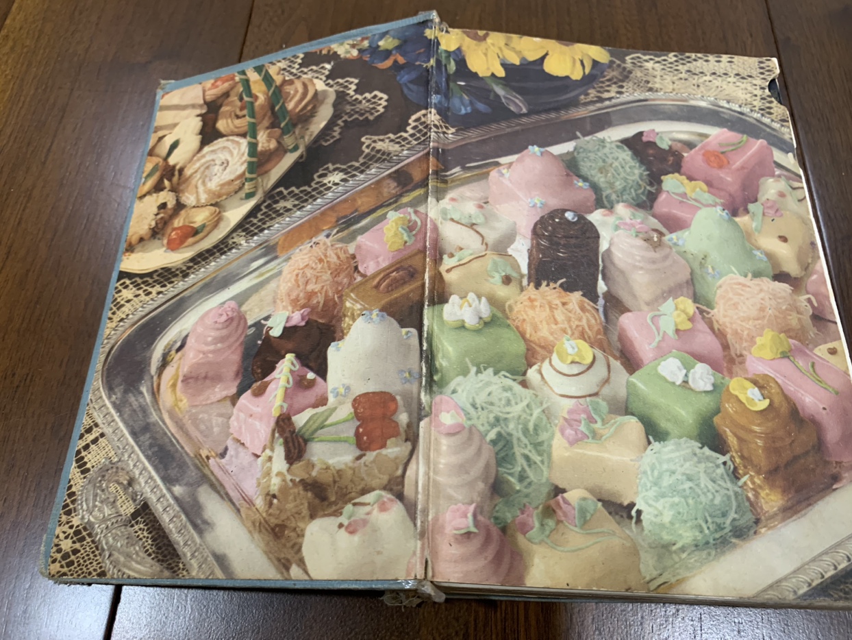 The Canadian Woman's Cookbook image indicator(4)