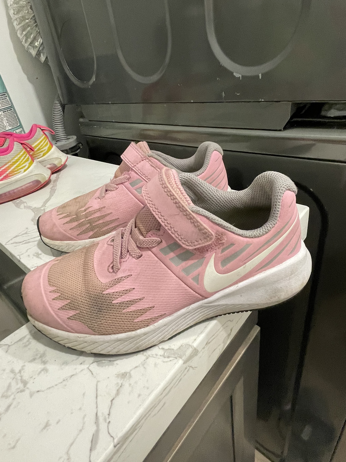 Nike Kids' Running Shoes image indicator(3)