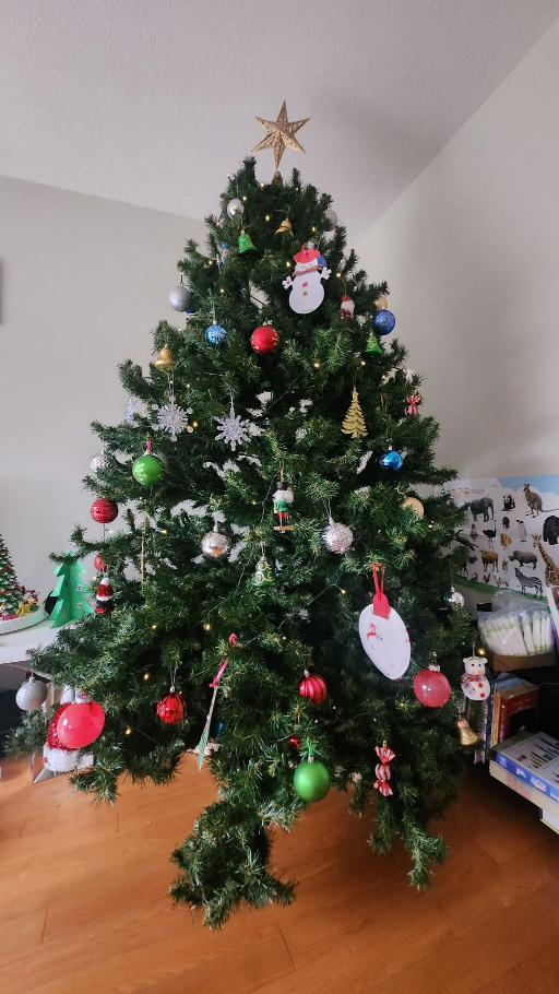 cristmas tree 7 ft - photo 2