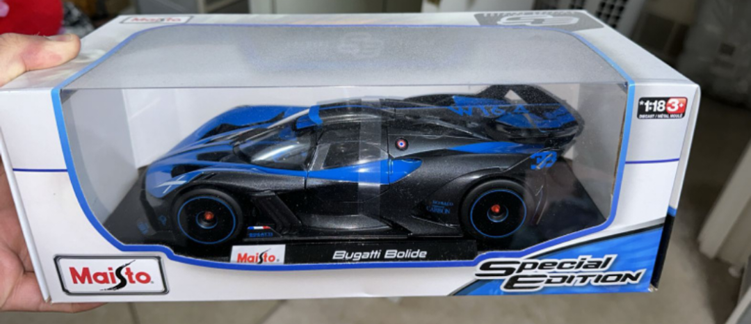 Brand new Maisto Bugatti Bolide 1:18 Scale Die-Cast Car thumbnail