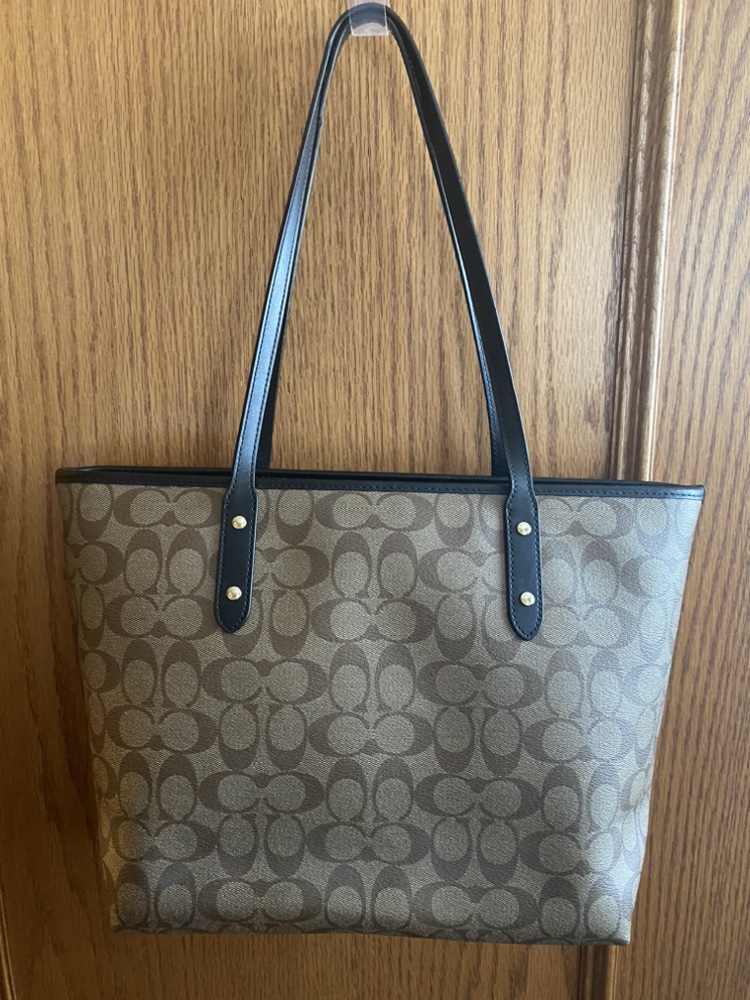 Coach Disney X Signature Tote Bag with Snow White Patches image indicator(7)