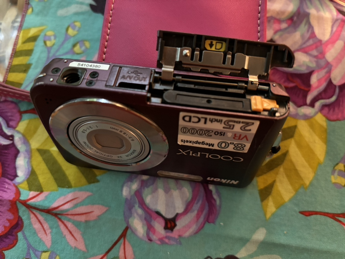 Rare find! Nikon Coolpix S210 Digital Camera image indicator(5)