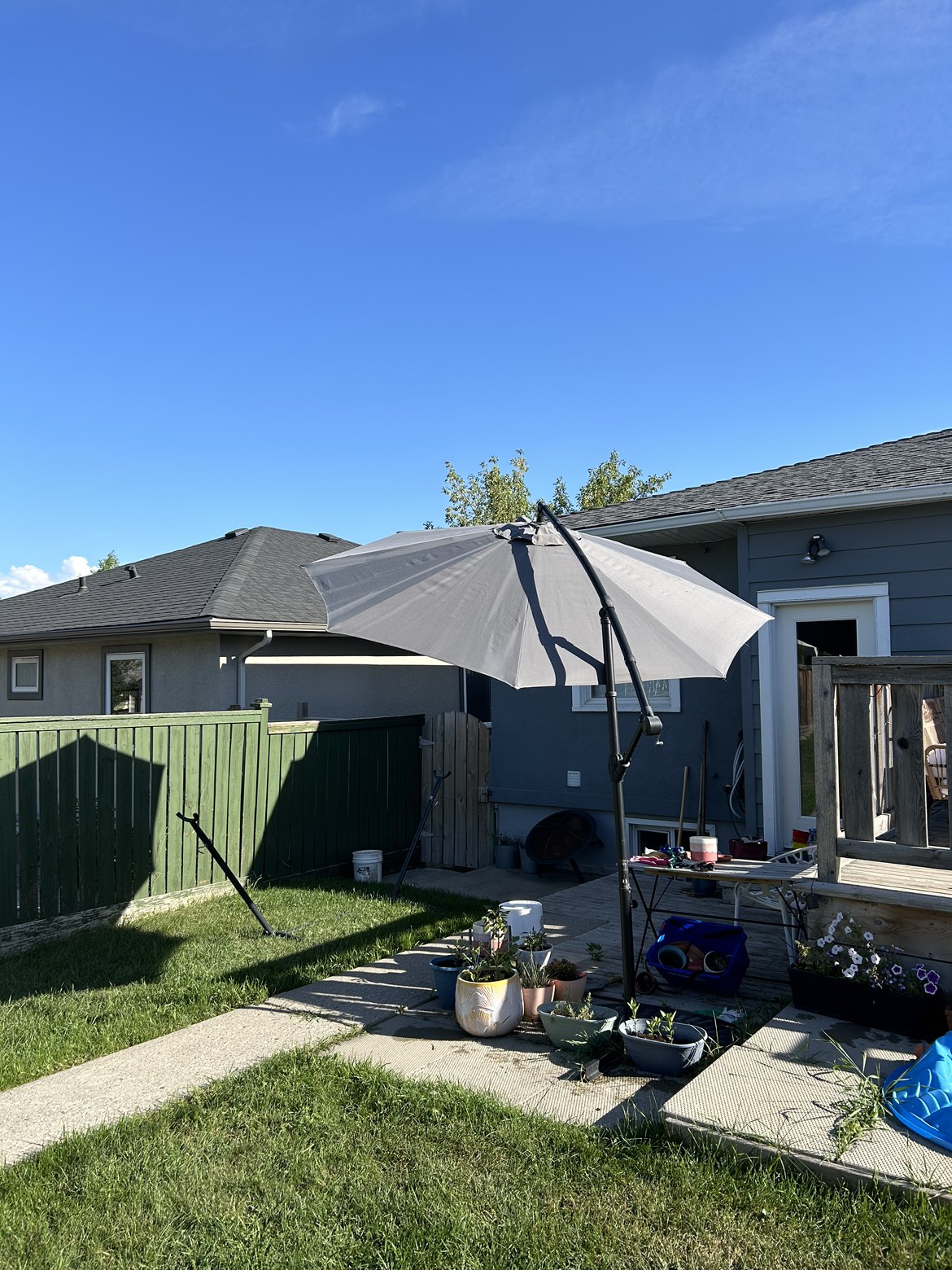 Grey cantilever patio umbrella - photo 3