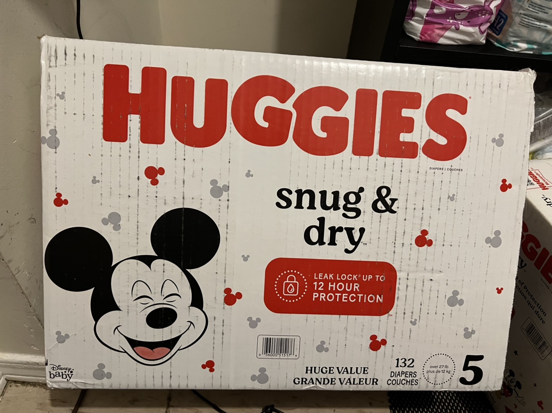 Huggies Snug & Dry Diapers size 5 (132 Diapers) thumbnail