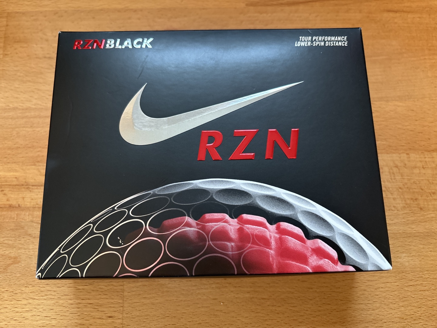 Nike RZN Black Tour Performance golf balls