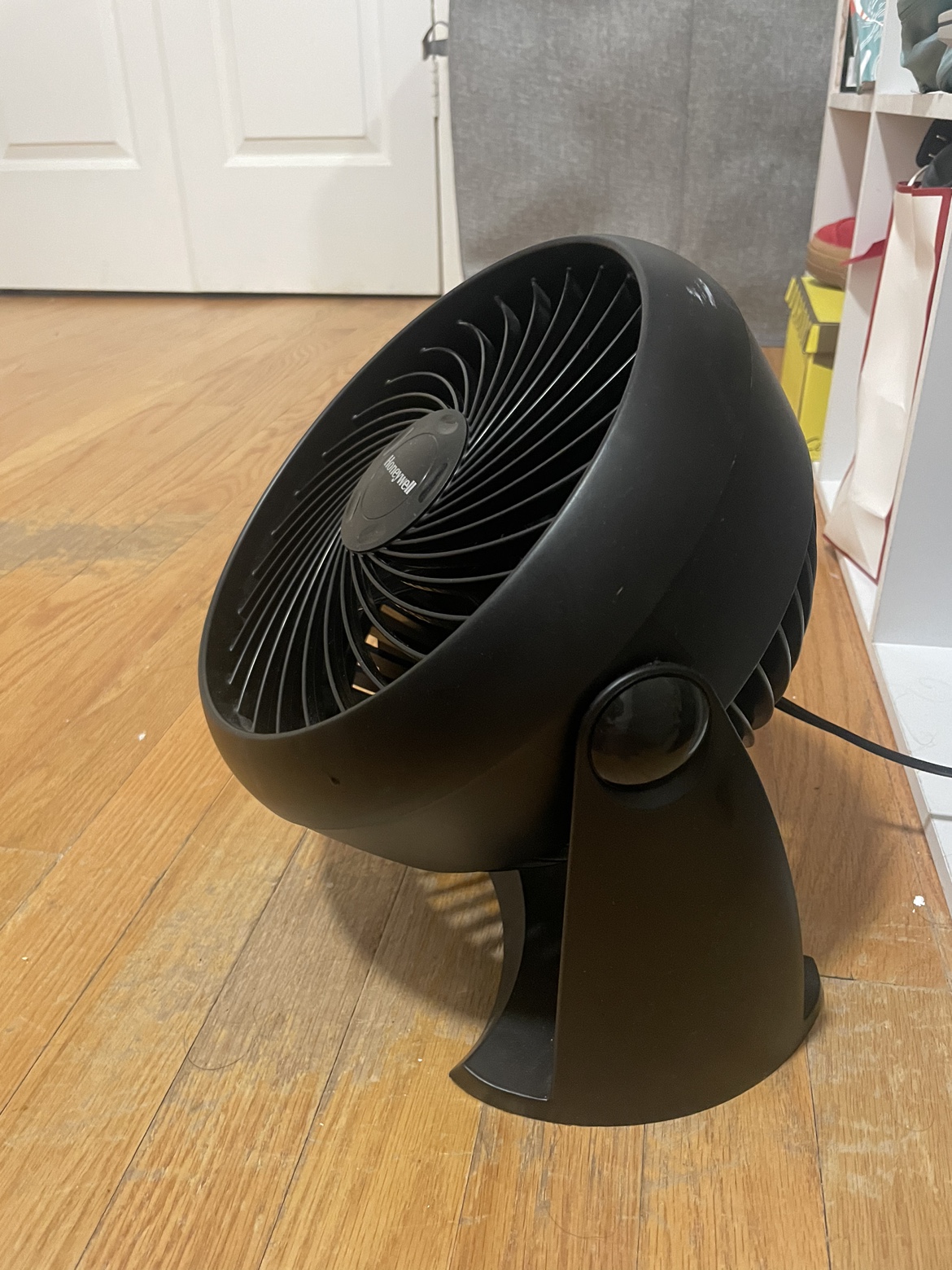 Honeywell Fan - photo 2