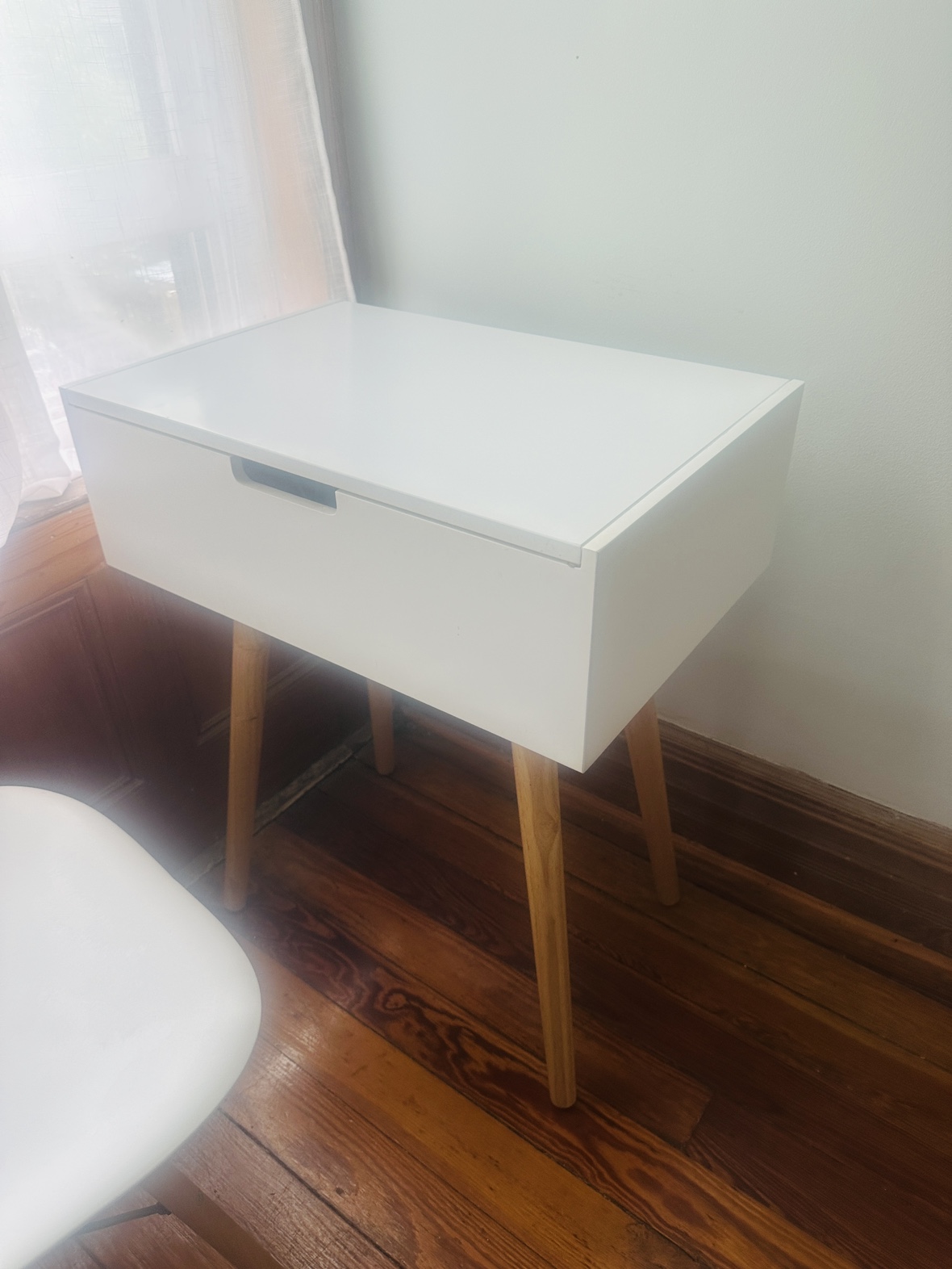Makeup Vanity Desk - photo 2