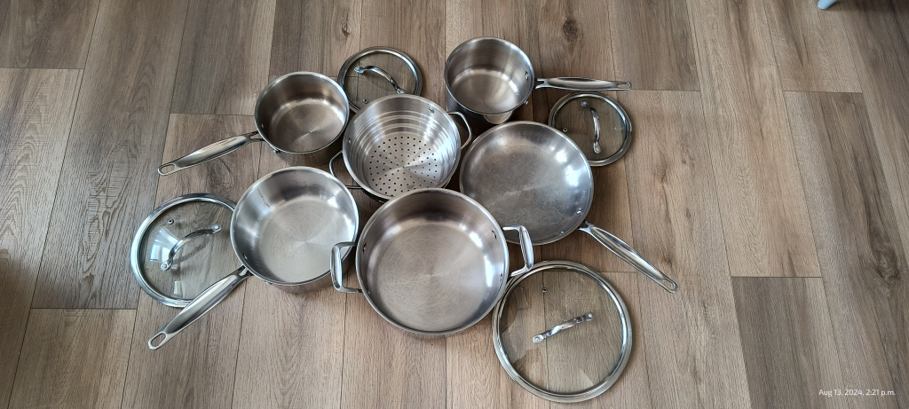 set of pots thumbnail
