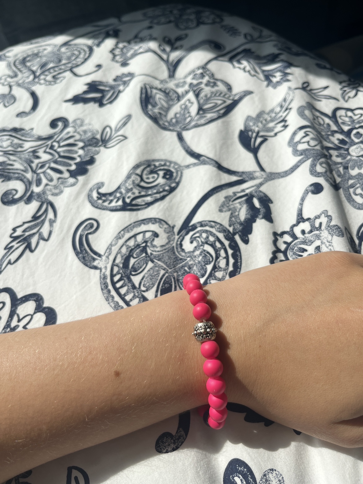 Pink beaded bracelet with peace sign charm #freecycle - photo 2