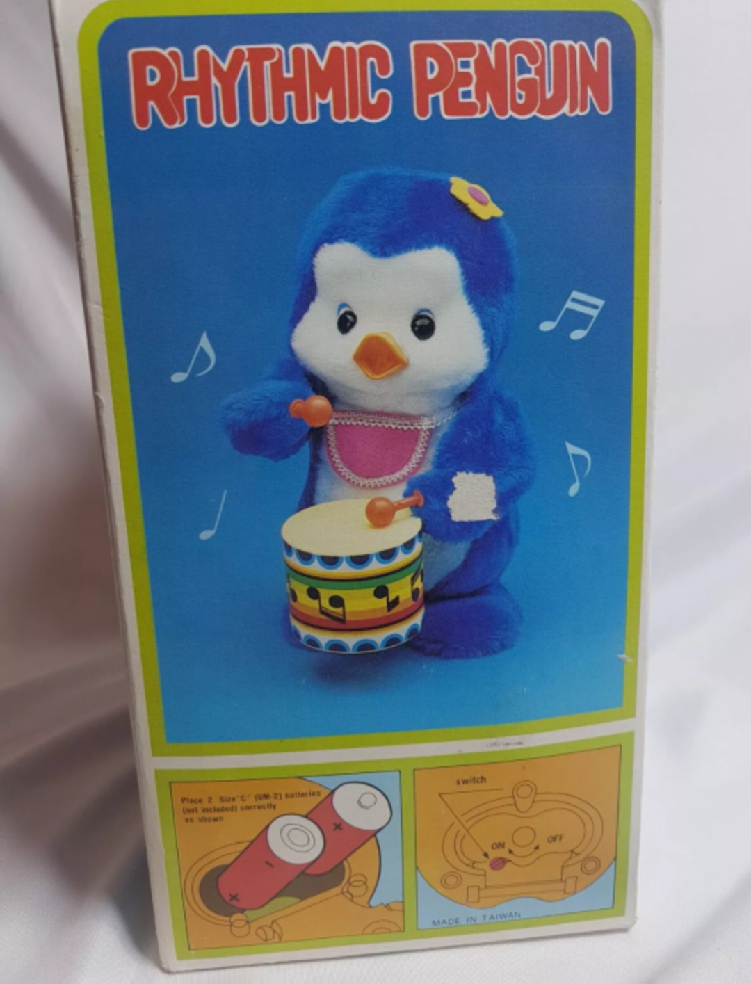 Rhythmic Penguin Toy Vintage chirps loud and bangs drum image indicator(2)