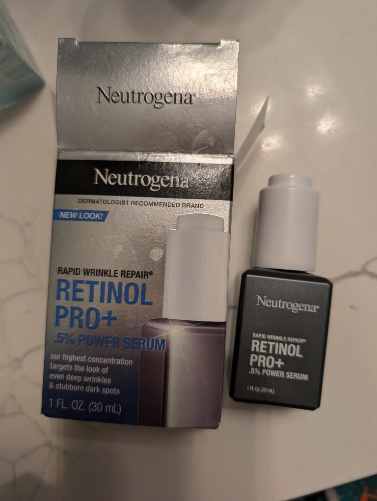 Neutrogena Retinol Pro+ .5% Power Serum thumbnail