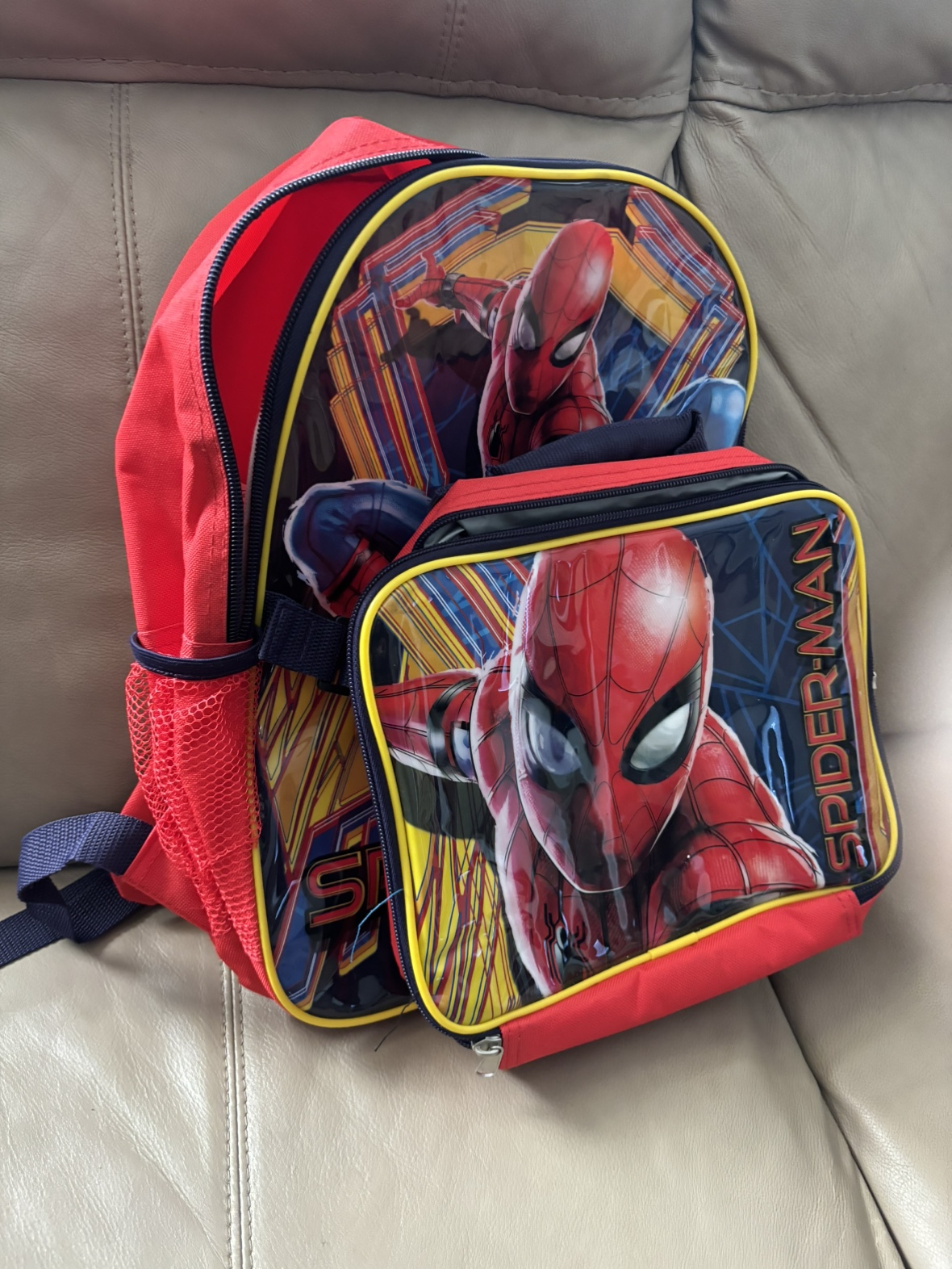 Spider-Man Backpack & lunch kit (like new) - photo 2