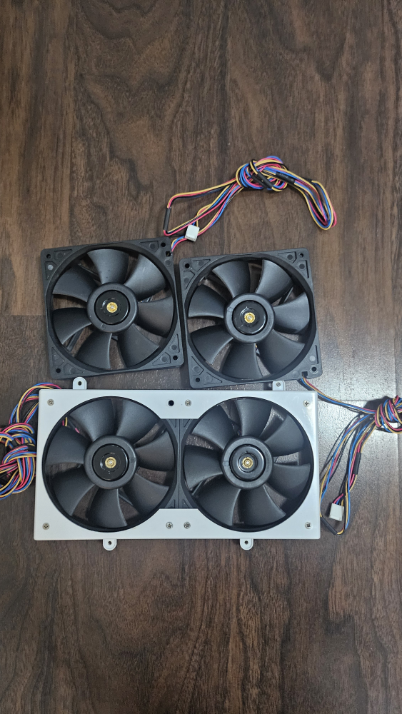 4x 120mm Computer Case Fans thumbnail