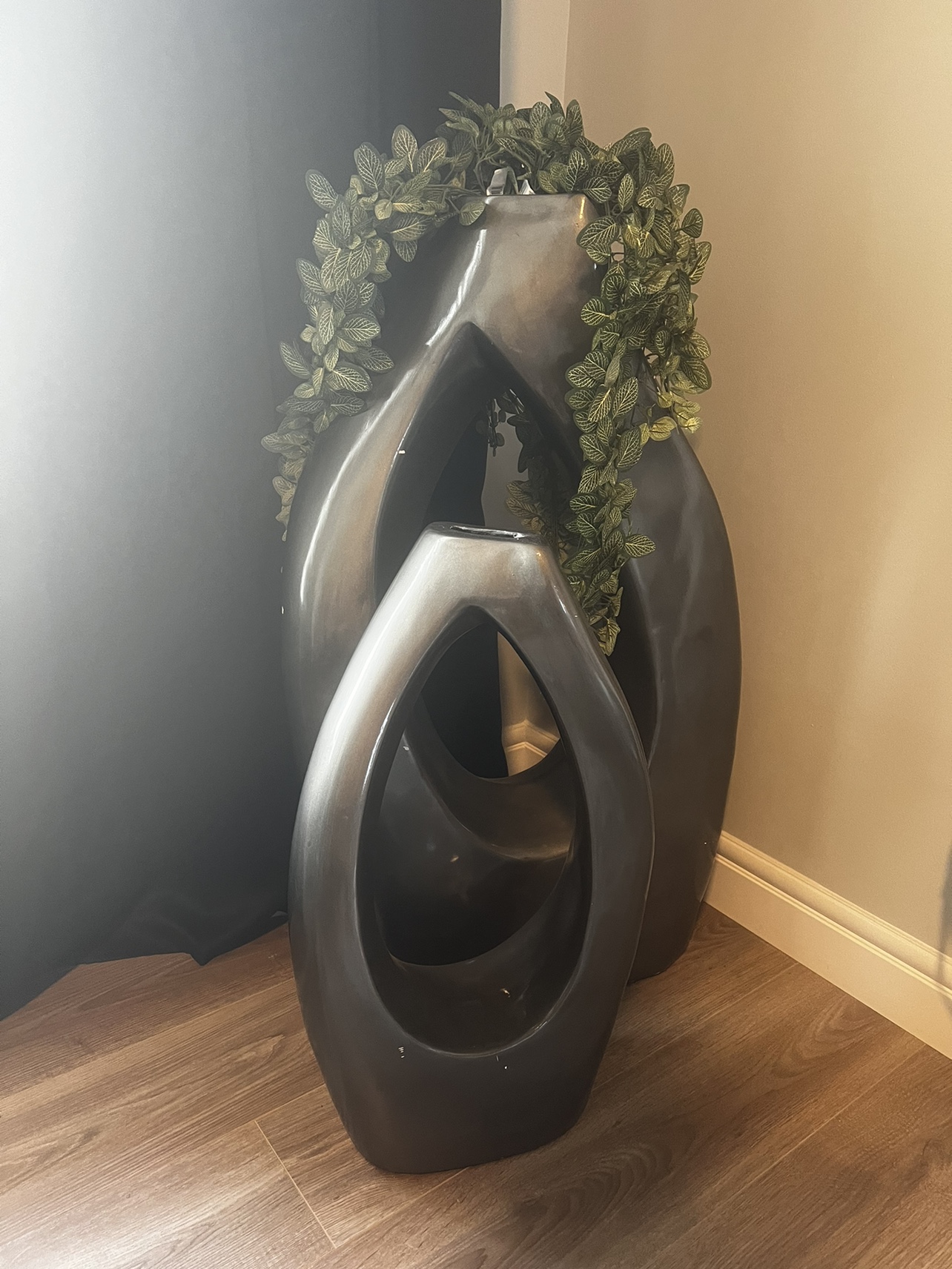 2 Piece Flower Vases