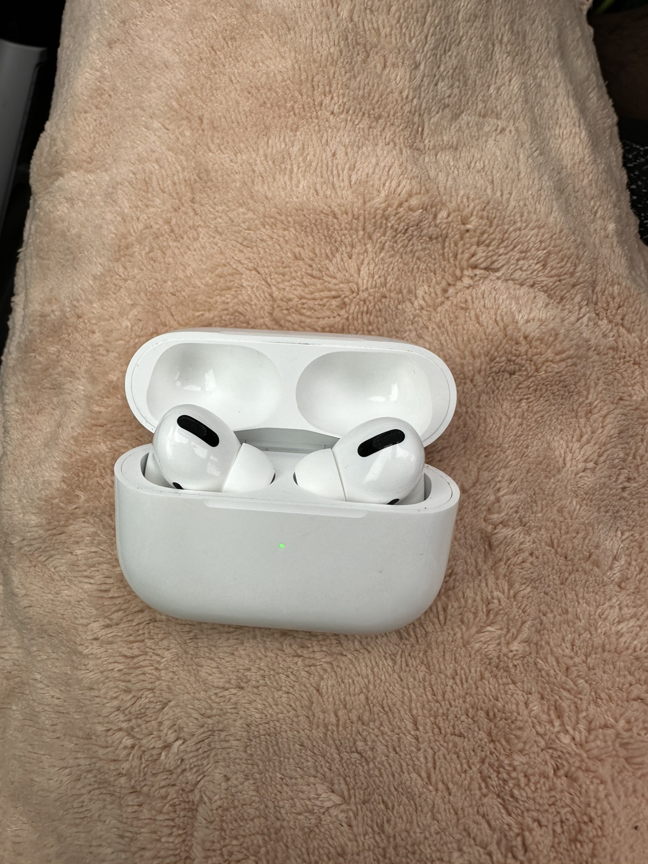 Airpods pro (2nd gen) - photo 5
