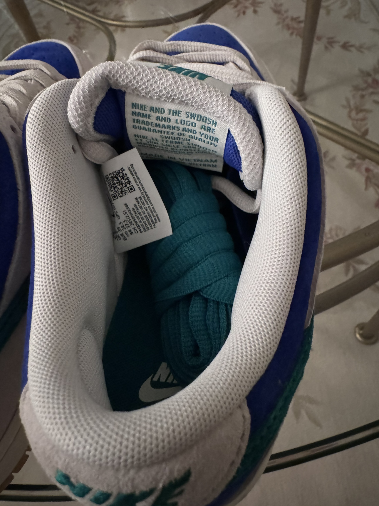 Nike SB Dunk Low Pro - Phantom/Malachite-Hyper Royal image indicator(3)