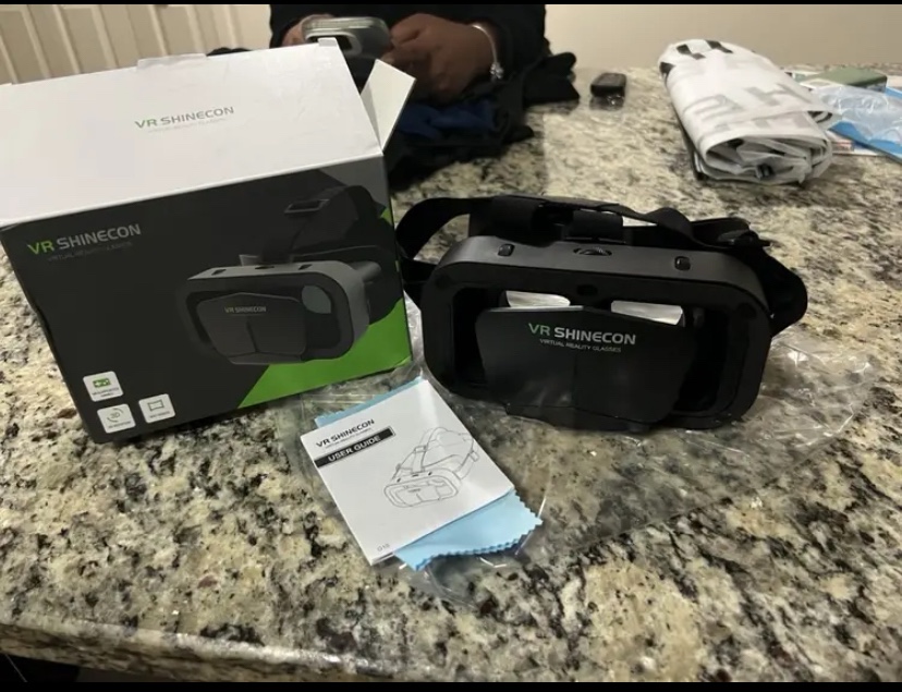 VR headset