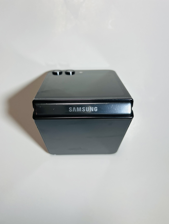 Samsung Z Flip 5 256 Gb - photo 4