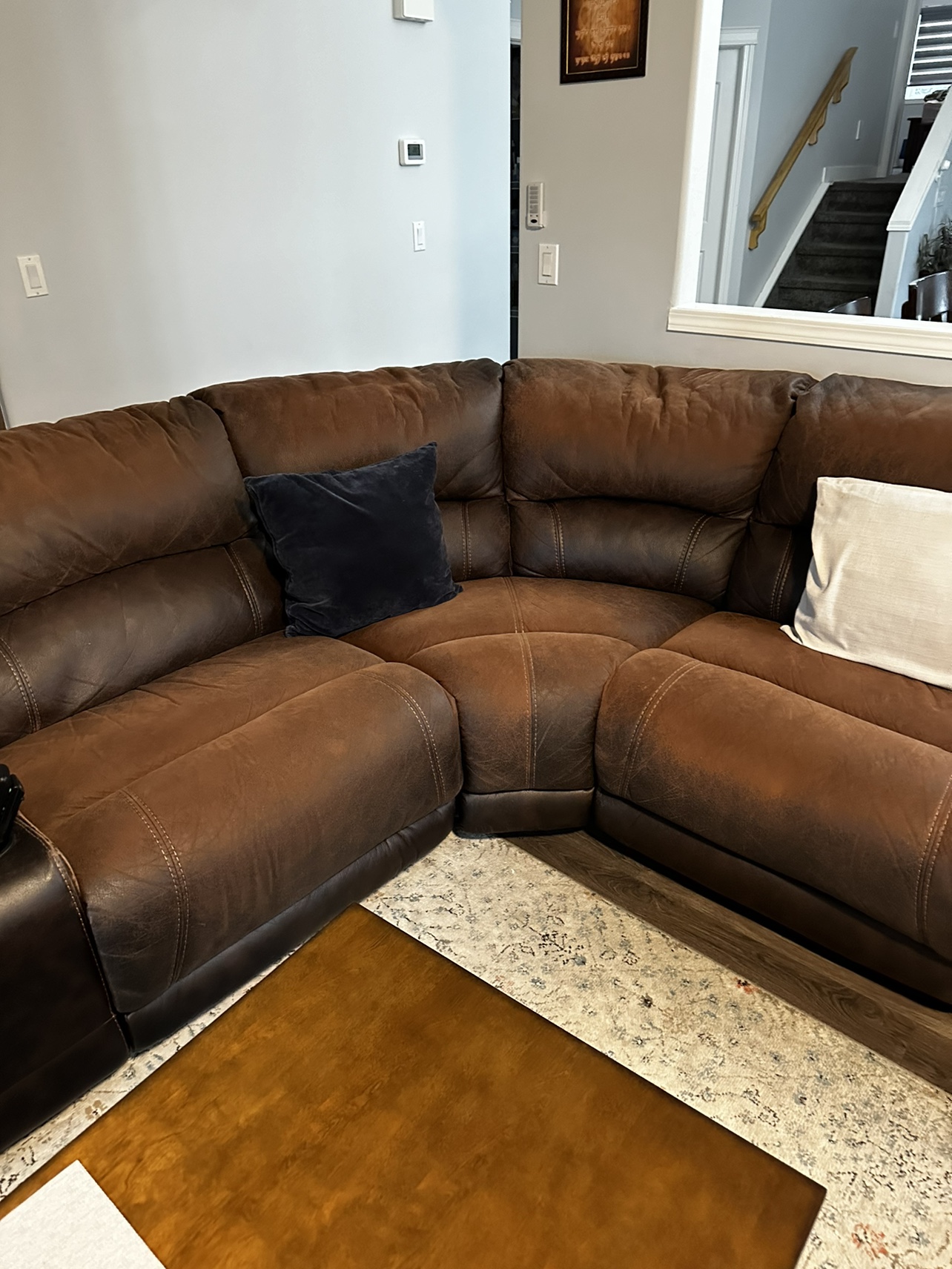 Sectional sofa - photo 2