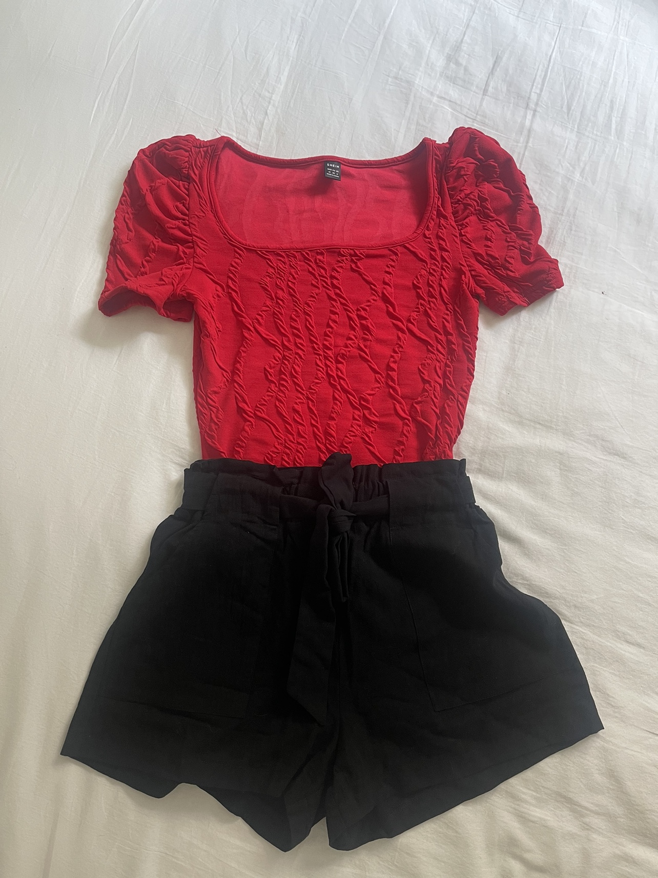 Red puffed sleeves top - photo 4