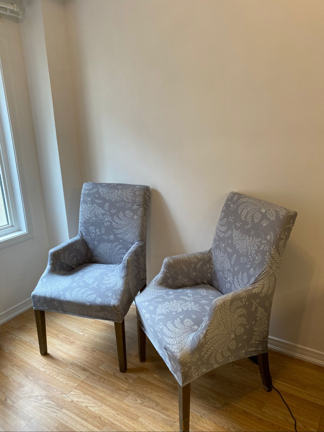 2 Victorian Chairs thumbnail