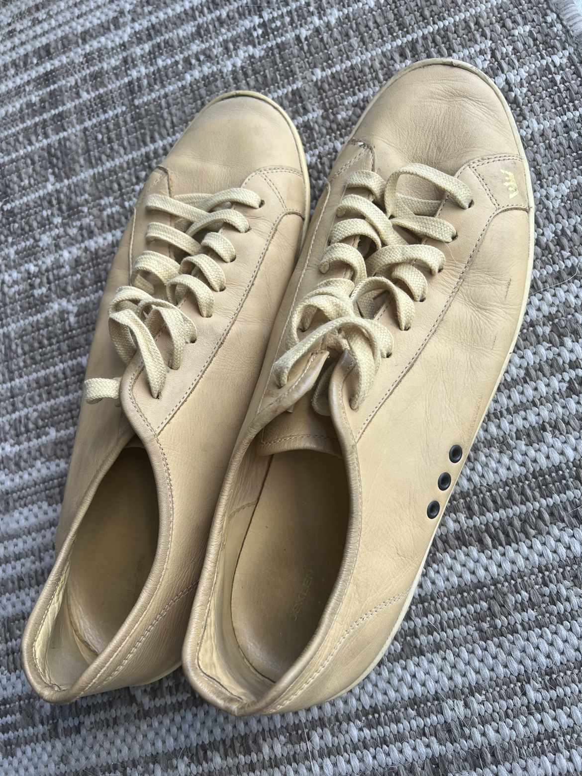 Shoes thumbnail