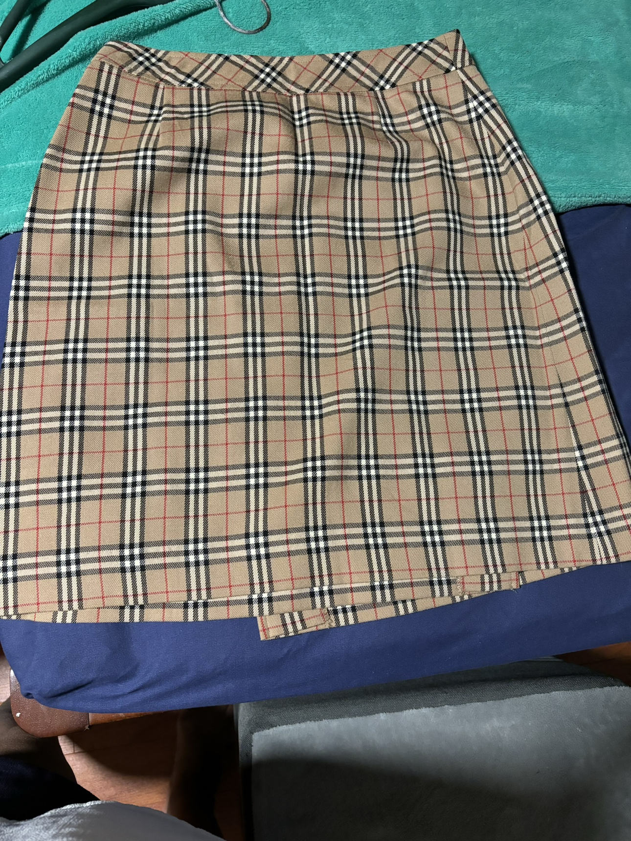 Burberry skirt thumbnail