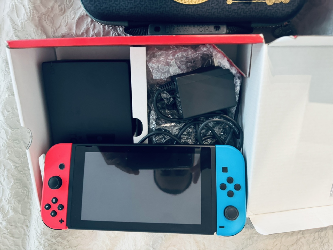 Nintendo switch - photo 2