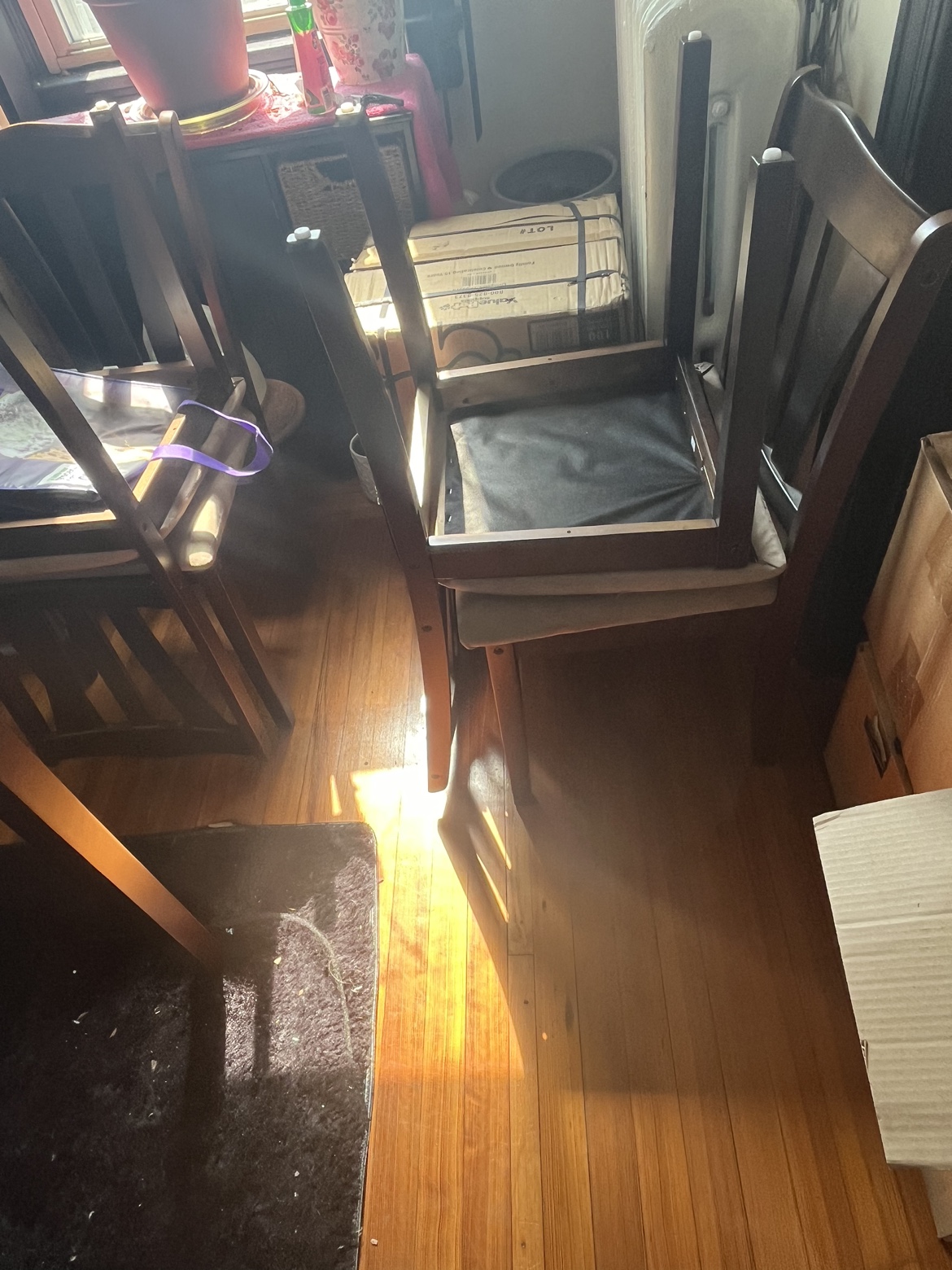 Small Dining Table and Chairs - photo 3
