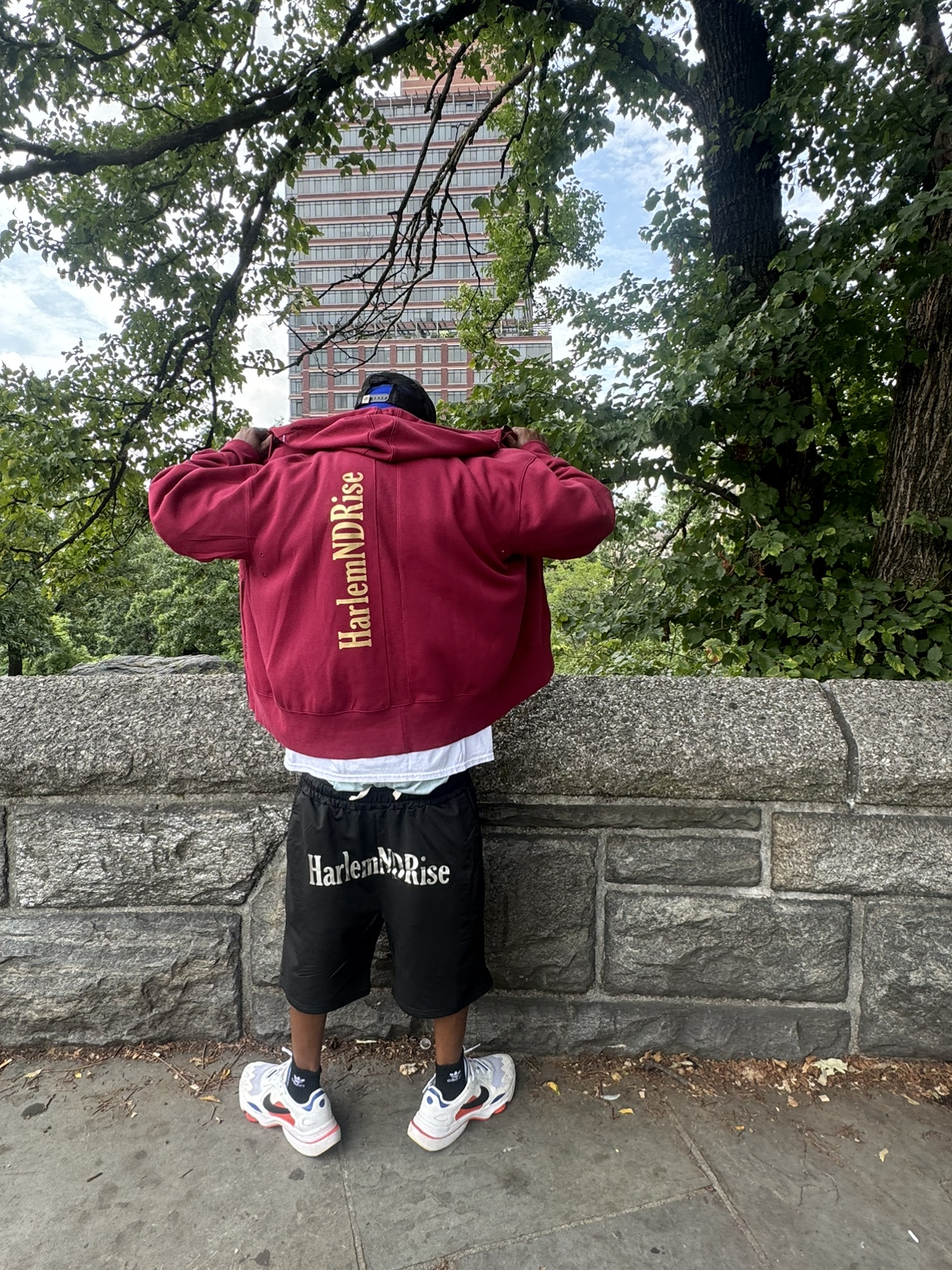 Suits and stuff image indicator(4)