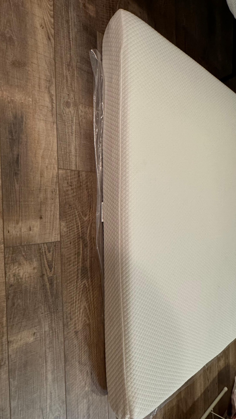 Queen size mattress - photo 2
