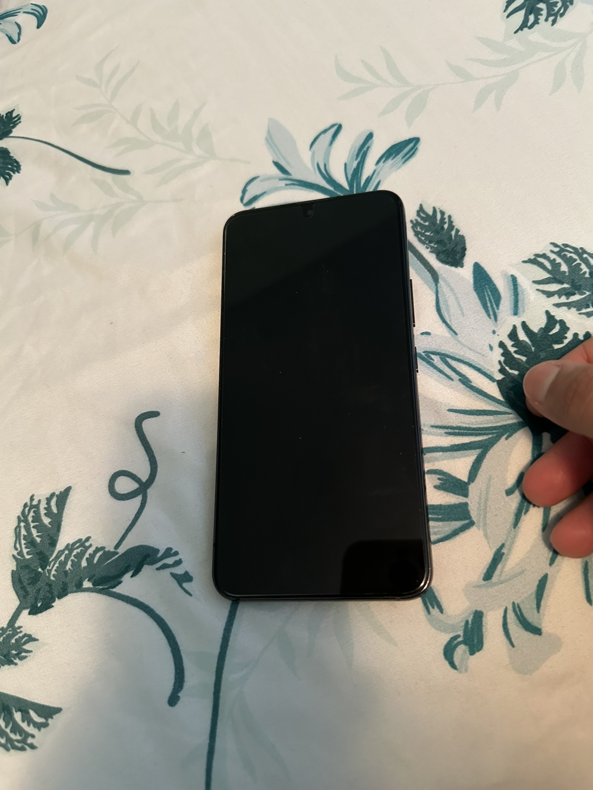 Samsung Galaxy S22 - photo 4