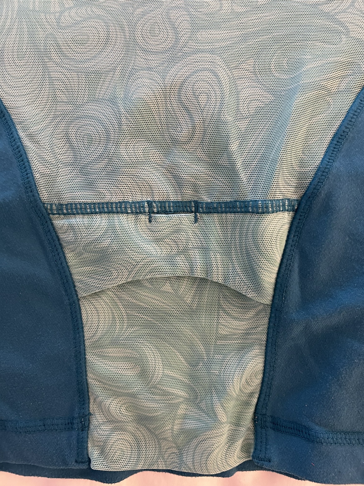 Lululemon Tank Top image indicator(4)
