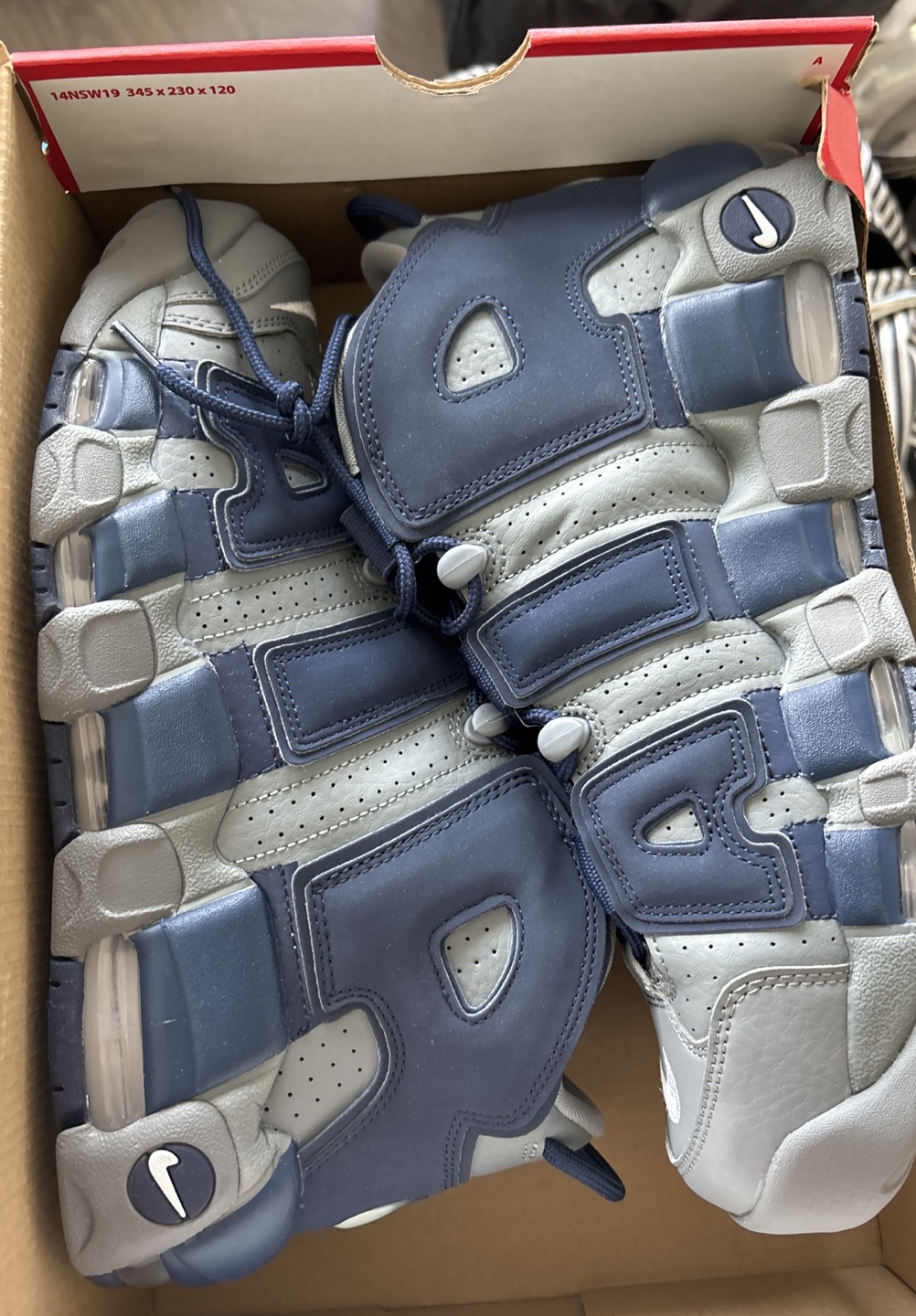 Air more Uptempo 96 size 11 thumbnail