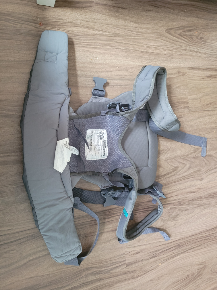 Infantino Carry On Multi-Pocket Carrier - photo 3