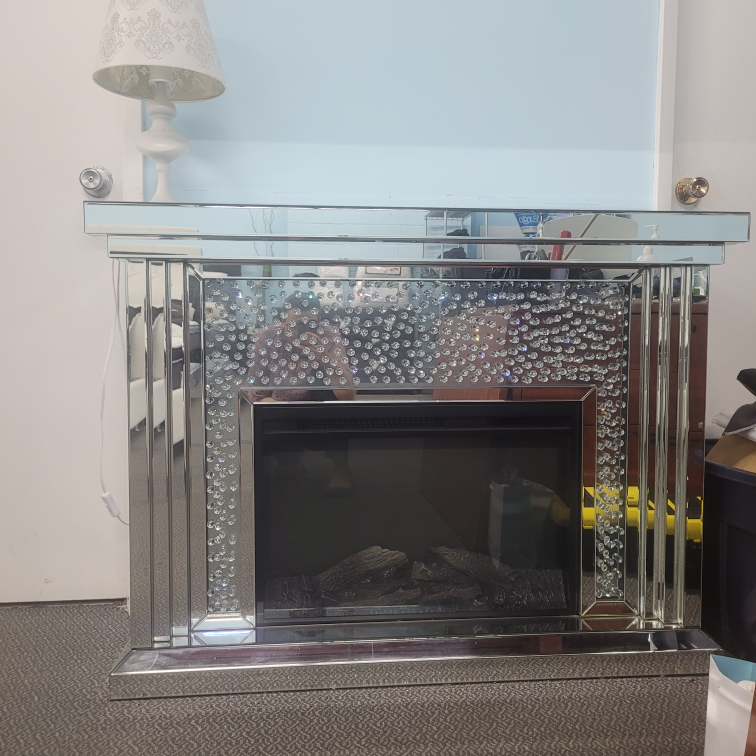 Mirrored Fireplace - photo 2