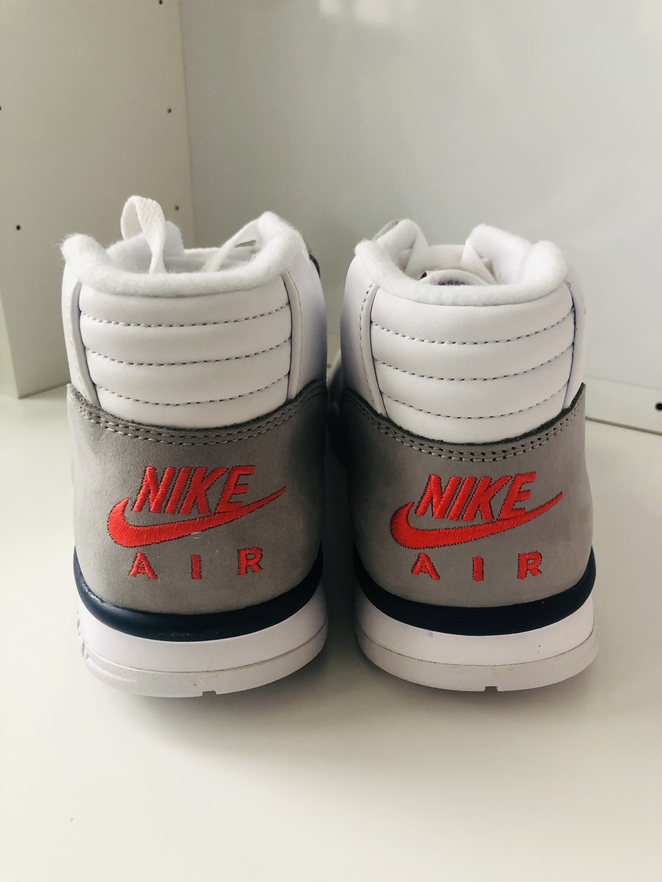 Men’s Nike Air Trainer 1 Size 9.5 - photo 5